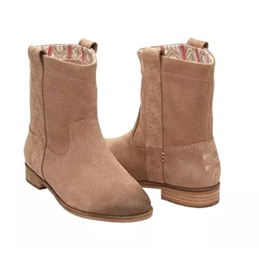 TOMS amphora burnished suede Laurel boots size 7